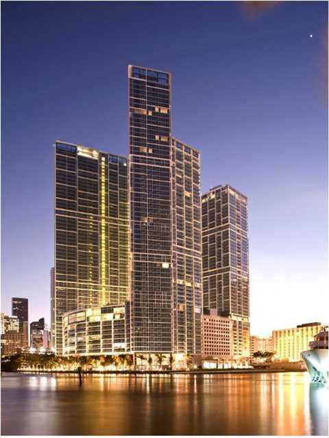 485 BRICKELL AV # 3004, Miami, FL 33131