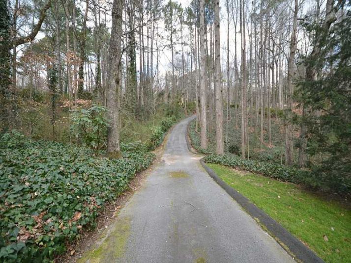 5165 Vernon Springs Trail Nw, Atlanta, GA 30327