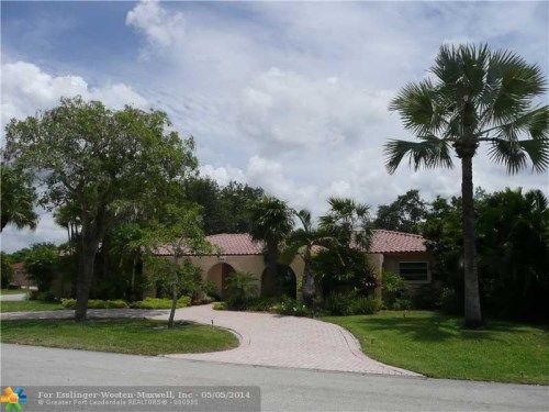 450 W LAKE DASHA DR, Fort Lauderdale, FL 33324