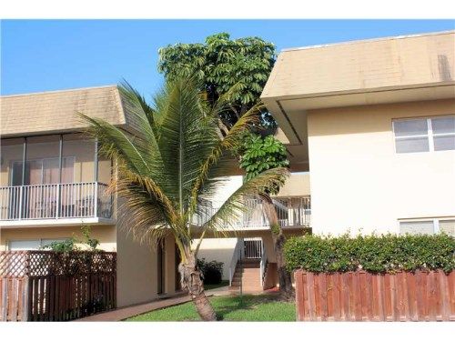 8601 SW 94 ST # 121W, Miami, FL 33156