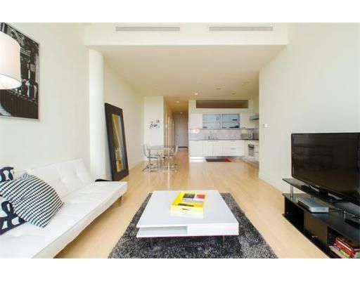 Newbury St #602, Boston, MA 02115