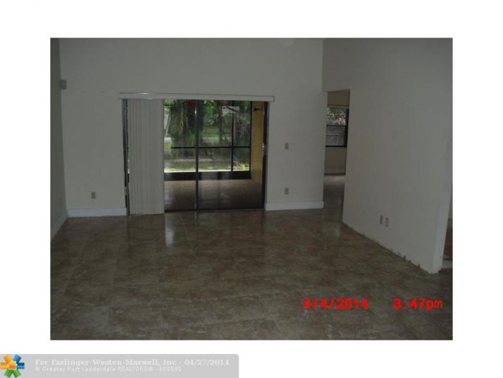 8020 NW 54TH CT, Fort Lauderdale, FL 33351