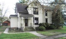 427 West Chestnut St Compton, IL 61318