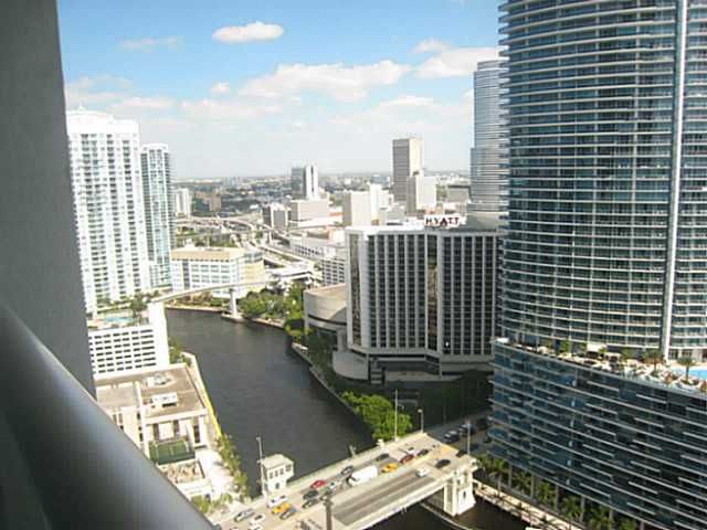 475 BRICKELL AV # 3212, Miami, FL 33131
