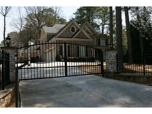 2645 Clairmont Road Ne, Atlanta, GA 30329