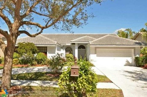 9313 NW 10 ST, Fort Lauderdale, FL 33322