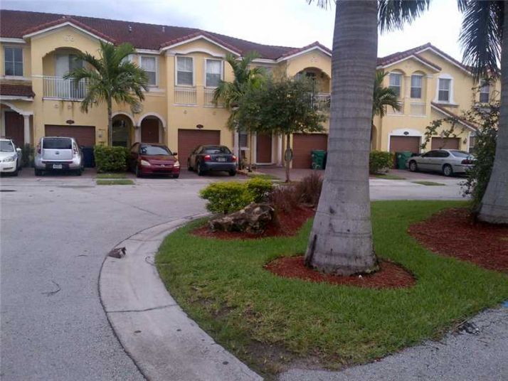 14914 SW 23 WY # 14914, Miami, FL 33185
