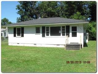 303 E Wayne St, Fremont, NC 27830
