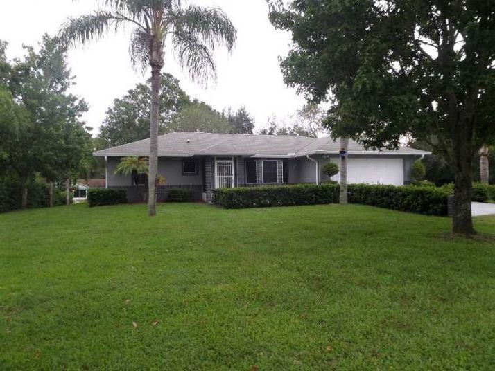 153 N Maple St, Fellsmere, FL 32948