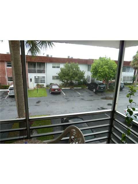 2271 NW 47 TE # 215, Fort Lauderdale, FL 33313