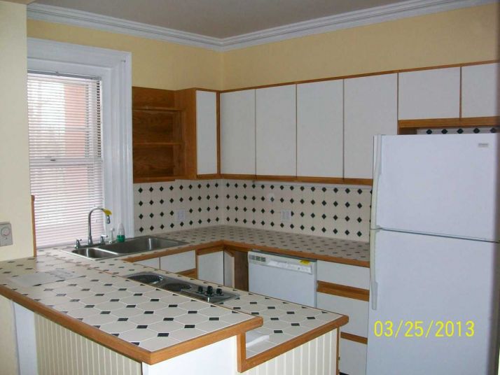 95 West Ave Apt C, Great Barrington, MA 01230