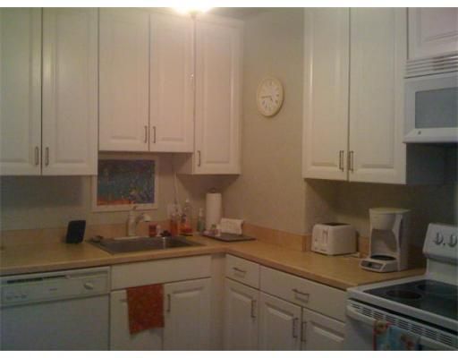 West Cedar Street #2, Boston, MA 02114