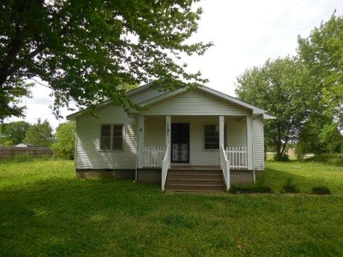 1191 Opp Reynolds Rd, Toney, AL 35773