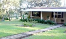 320 Lake Como DR Pomona Park, FL 32181