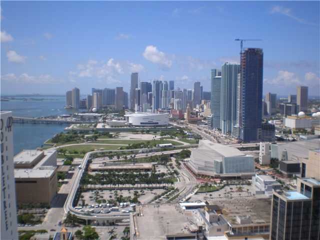 1750 N BAYSHORE DR # 2614, Miami, FL 33132