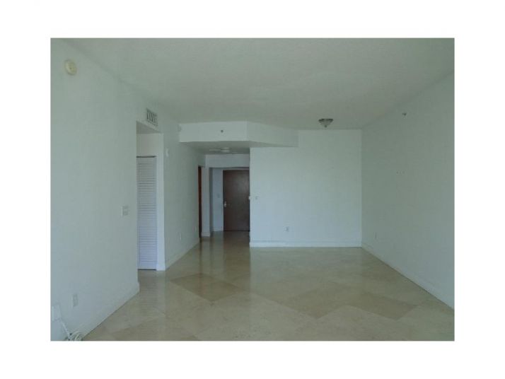 31 SE 5 ST # 4114, Miami, FL 33131