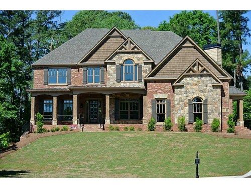 820 King Estates Court, Roswell, GA 30075