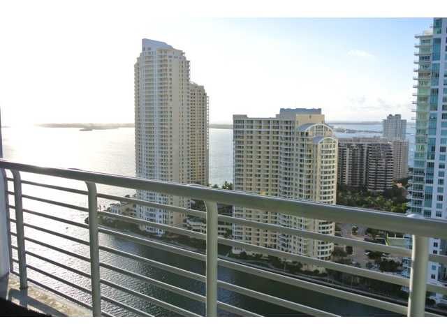 325 S BISCAYNE BL # 3221, Miami, FL 33131