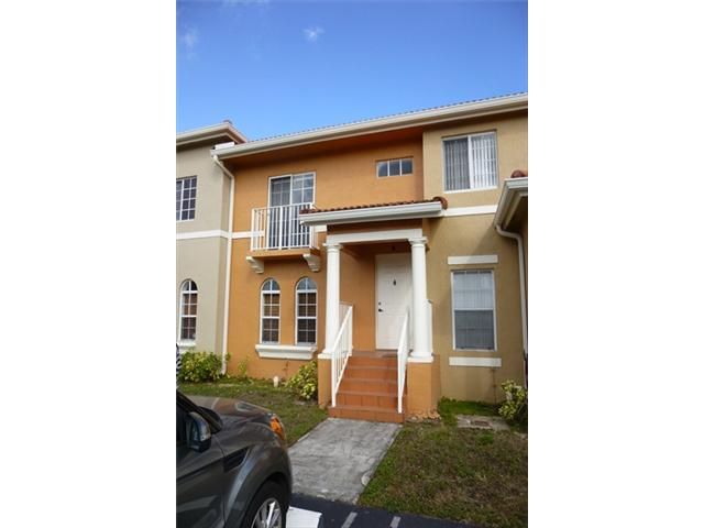 5240 NW 109 AV # 5, Miami, FL 33178
