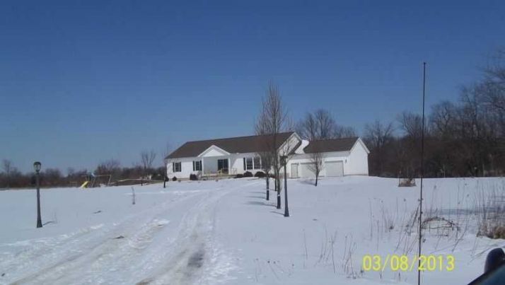 1739 Snake Den Rd, Dahinda, IL 61428