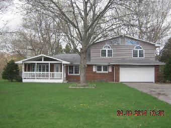 56055 Cedar Rd, Mishawaka, IN 46545