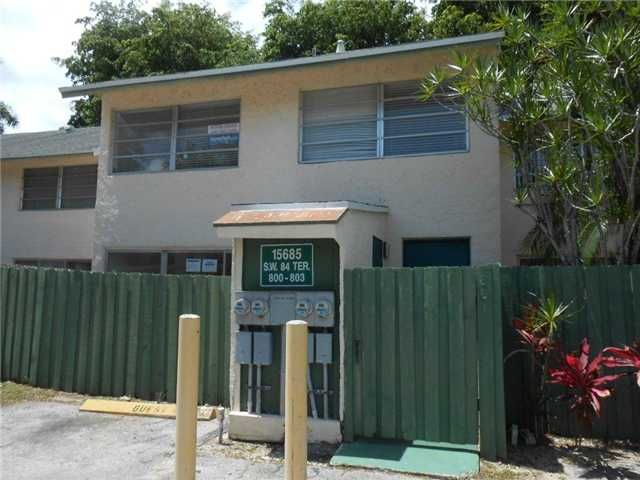 15685 Sw 84th Ter Apt 801, Miami, FL 33193