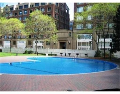 65 East India Row #2G, Boston, MA 02110