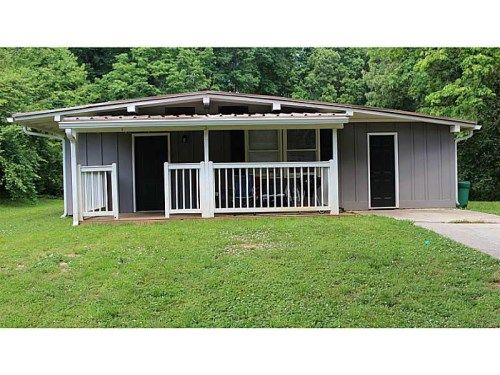 1631 Lakeview Circle, Gainesville, GA 30501