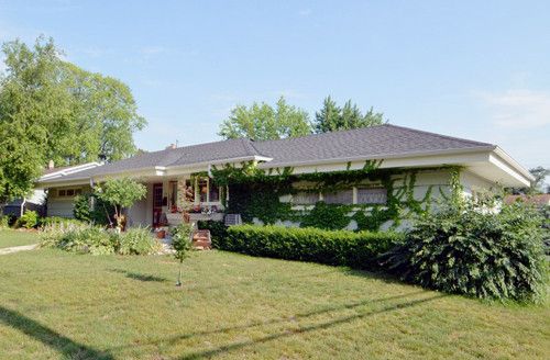 119 Windsor Dr, Waukesha, WI 53186