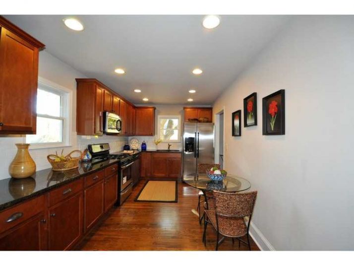 712 Berkeley Avenue Nw, Atlanta, GA 30318