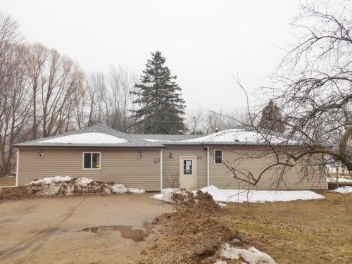 2945 W Arthur Rd, New Era, MI 49446