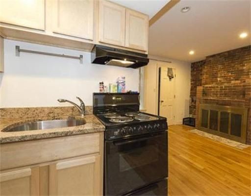 Hull Street Court #2, Boston, MA 02113
