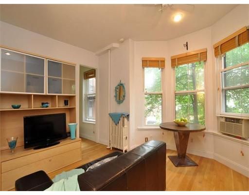 Cazenove St #306, Boston, MA 02116