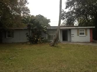 4480 Pompano Dr Se, Saint Petersburg, FL 33705