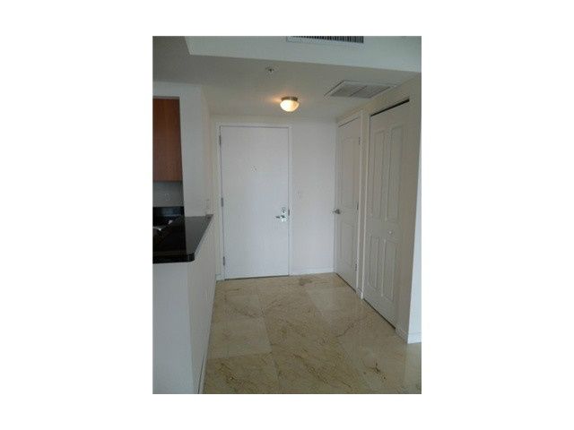 186 SE 12 TE # 1406, Miami, FL 33131