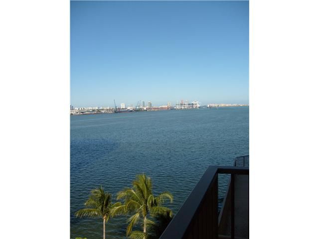 540 BRICKELL KEY DR # 830, Miami, FL 33131
