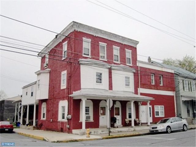 400 N MAIN ST, Bernville, PA 19506