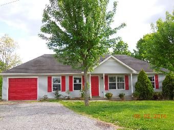 1516 Caney Fork Ct, La Vergne, TN 37086