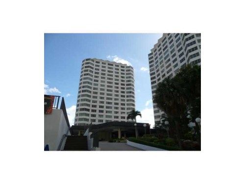 825 BRICKELL BAY DR # 750, Miami, FL 33131