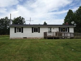 5733 N Richmond Rd, Pierpont, OH 44082
