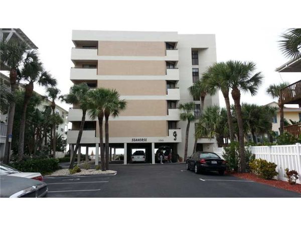 1310 GULF BLVD #202, Indian Rocks Beach, FL 33785