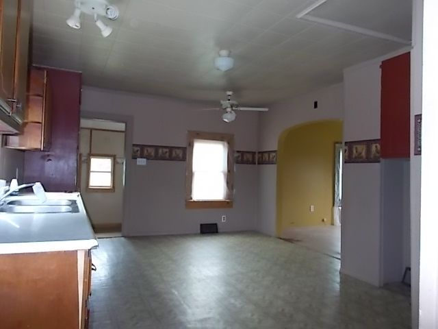 8268 East Blyton Rd, Smithfield, IL 61477