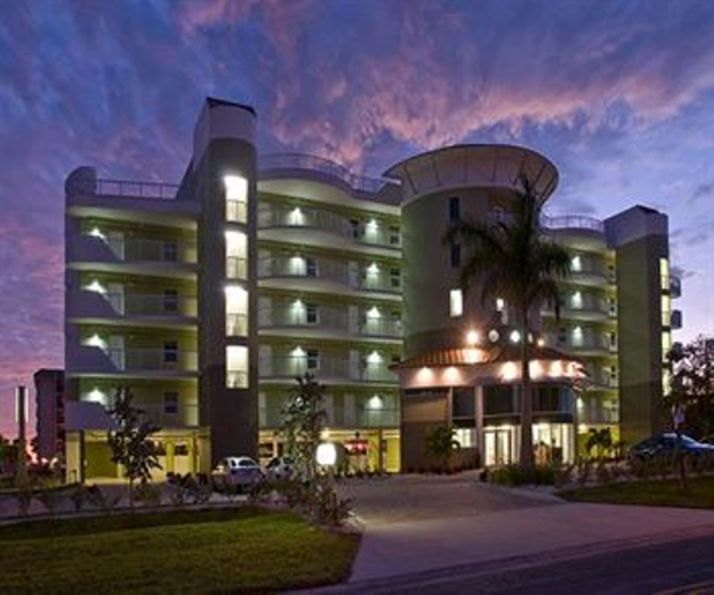 11605 Gulf Blvd #308, Saint Petersburg, FL 33706