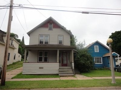 131 W Arch St, Marquette, MI 49855