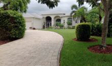 728 REGATTA RD Naples, FL 34103