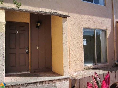 1727 NW 80th Ave # F, Pompano Beach, FL 33063