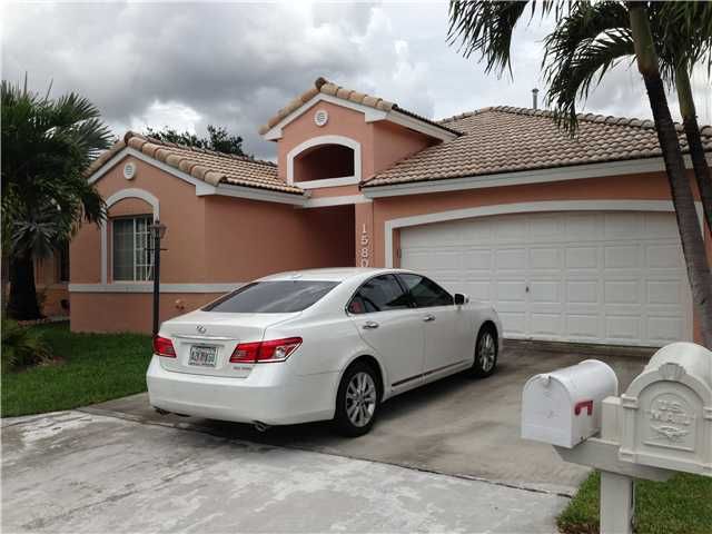 15809 SW 85 LN, Miami, FL 33193