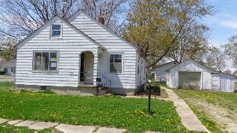 307 Westend Ave, Newton, IL 62448