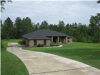 6531 WELANNEE BLVD, Laurel Hill, FL 32567