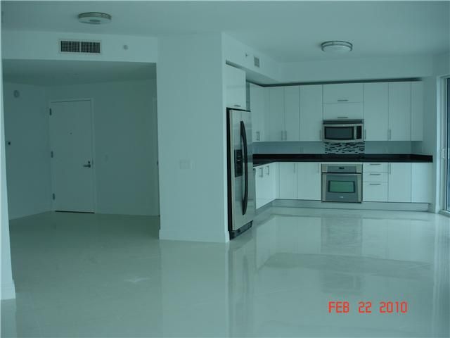 60 SW 13 ST # 1524, Miami, FL 33131